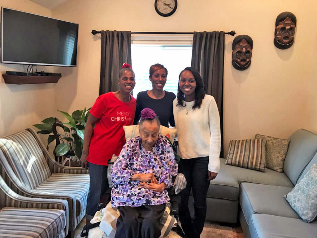 Sarah’s House volunteer, Patricia Morgan (c) with her family including mother, Karen Prince (l); daughter, Lassandra Morgan (r); and the Matriarch, 92 year-old grandmother and volunteer, Mary Smith.
